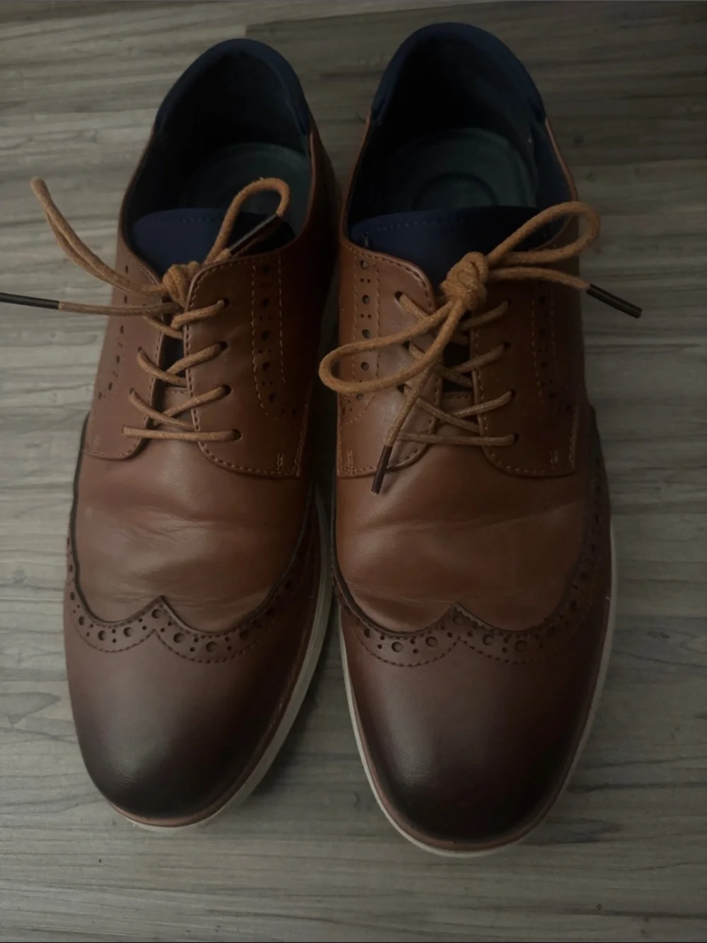 Men's Tan Brown Wingtip Oxford Lace-Up Dress Shoes. Very light and comfortable.